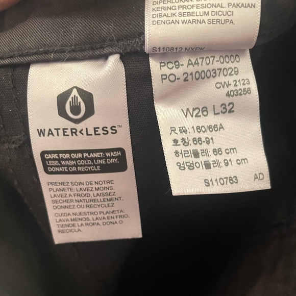 Levi’s womens black pants size 26 cotton 94 Baggy Cargos - Picture 12 of 15